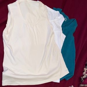 LL BEAN sleeveless tops 3 size large